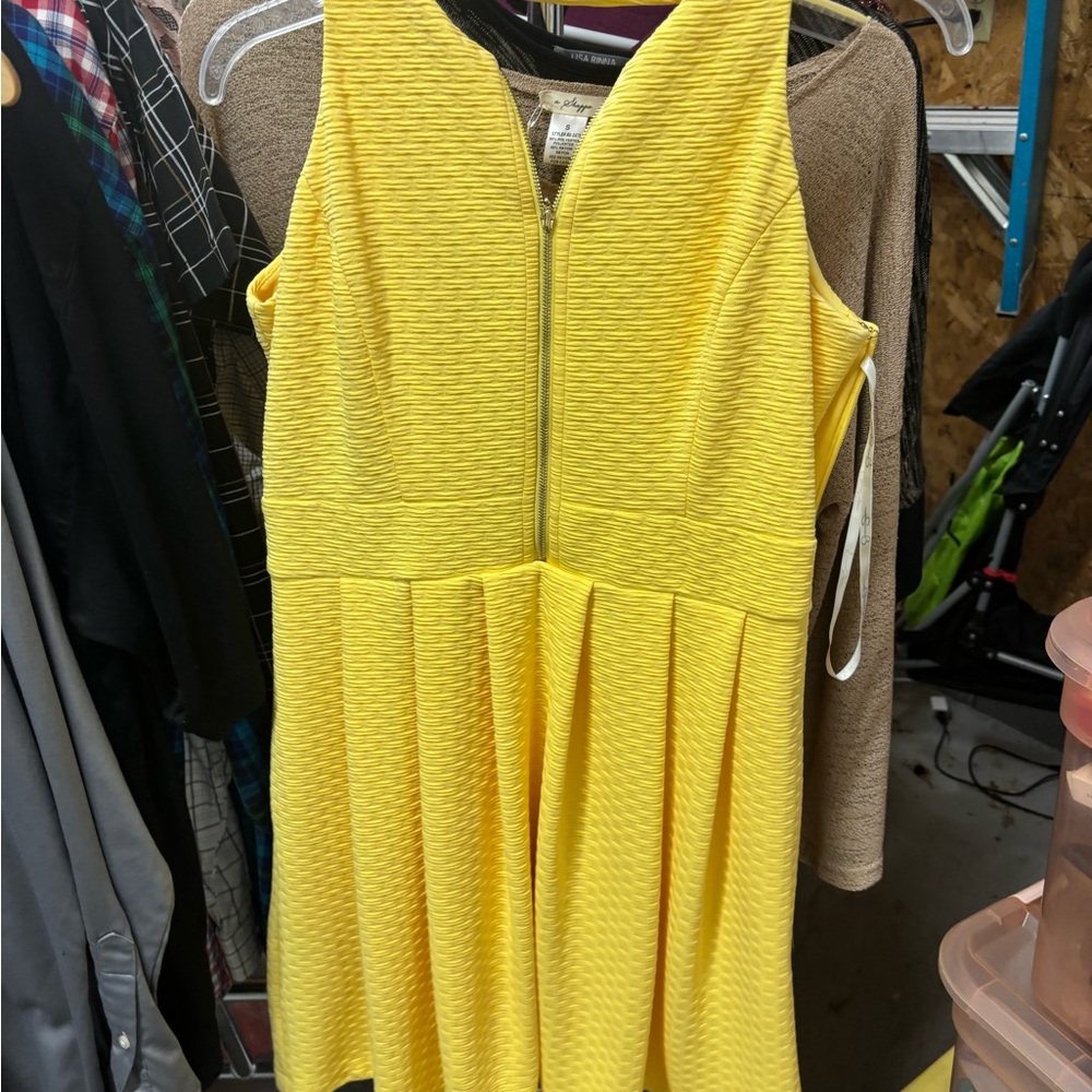 Jessica Simpson Yellow Pleated Mini Dress